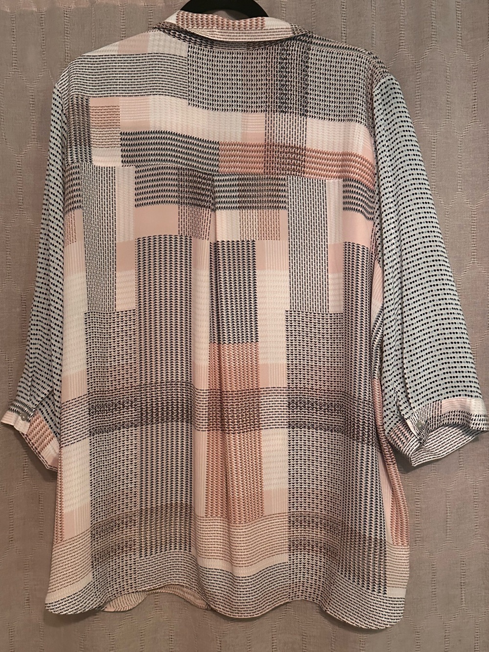 Rose & Olive Patterned Button-Down Shirt - Picture 5 of 6